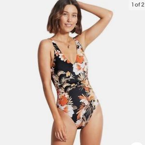 Seafolly one piece swimsuit nwt